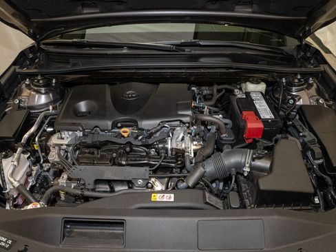 Certified 2020 Toyota Camry XLE w/ Driver Assist Package image 19