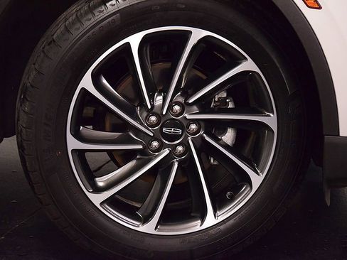 Used 2023 Lincoln Corsair AWD w/ Equipment Group 101A image 12