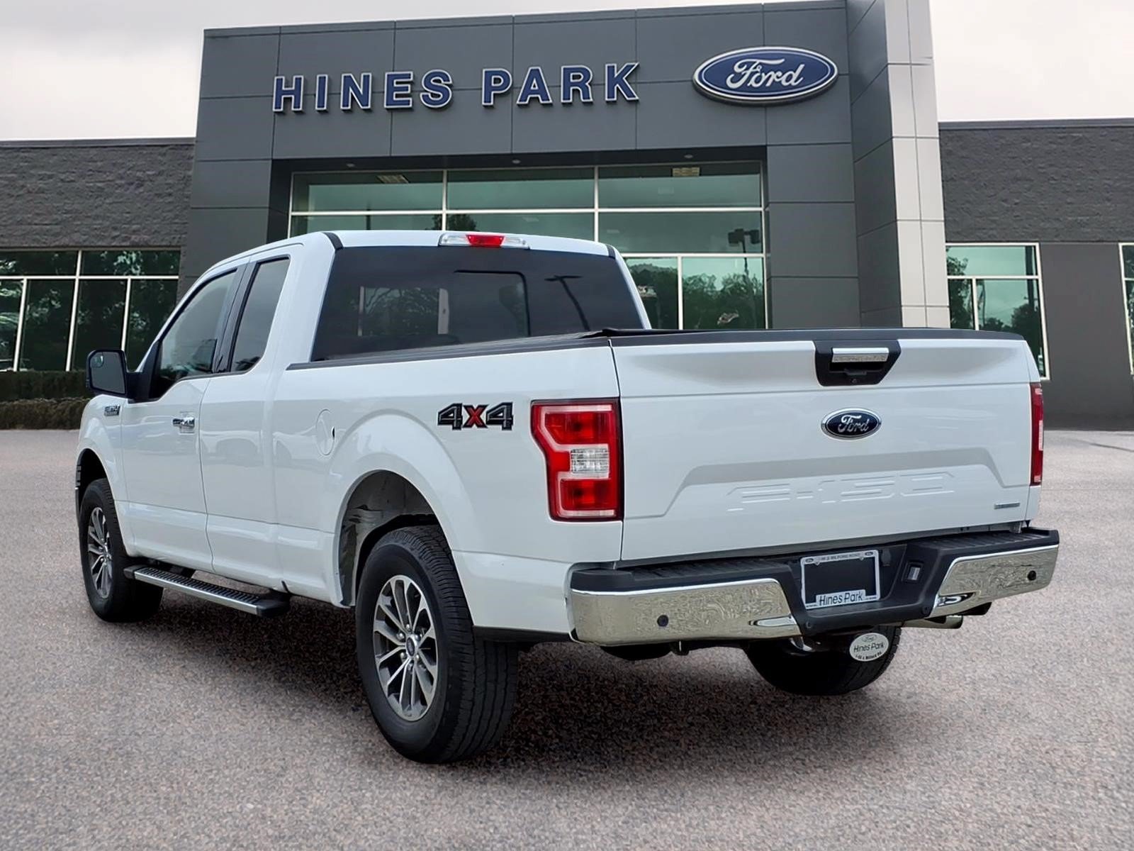 Used 2019 Ford F150 XLT w/ Equipment Group 302A Luxury AWD/4WD image 5