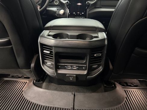 Used 2024 RAM 1500 Laramie AWD/4WD image 28