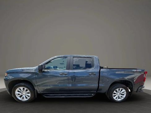Used 2021 Chevrolet Silverado 1500 Custom w/ LPO, Dark Essentials Package AWD/4WD image 8