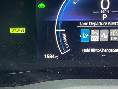 Used 2026 Toyota Camry LE image 27