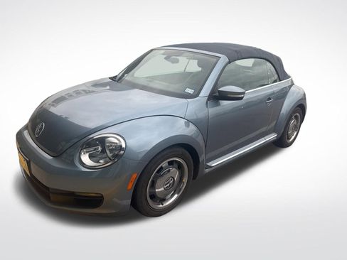 Used 2016 Volkswagen Beetle 1.8T image 1