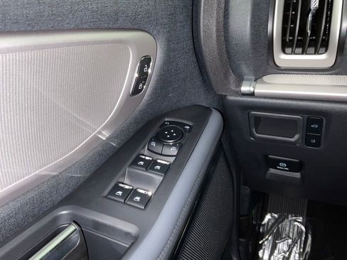 New 2026 Ford Expedition Active RWD image 21