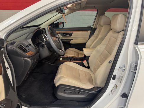 Used 2021 Honda CR-V Touring image 14