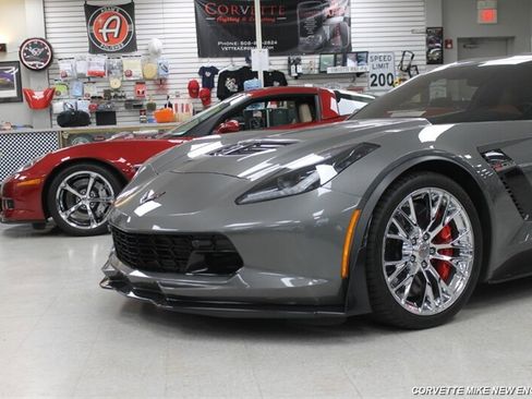 Used 2016 Chevrolet Corvette Z06 w/ 3LZ Preferred Equipment Group RWD image 5