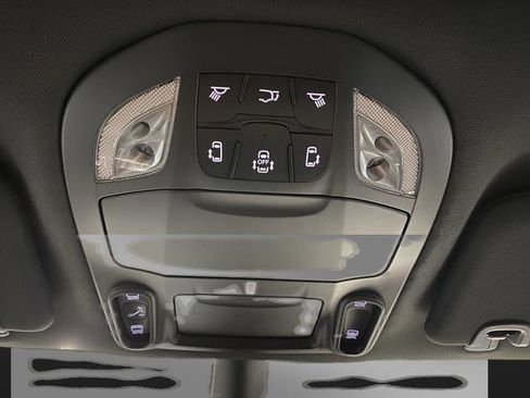 New 2026 Chrysler Pacifica Limited w/ Trailer Tow Group image 26