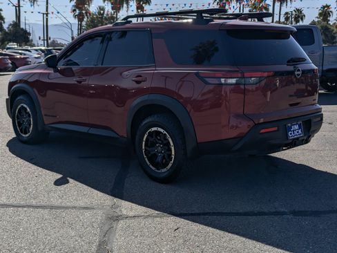 Used 2025 Nissan Pathfinder Rock Creek AWD/4WD image 4