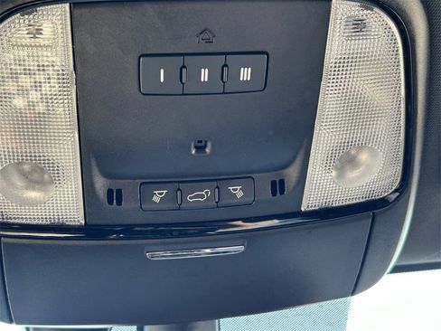 Used 2022 Dodge Durango GT image 27