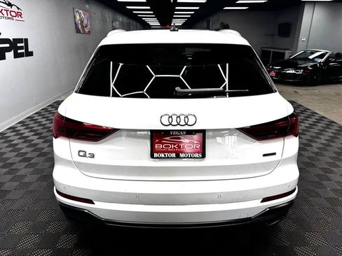Used 2022 Audi Q3 2.0T Premium w/ Convenience Package AWD/4WD image 13