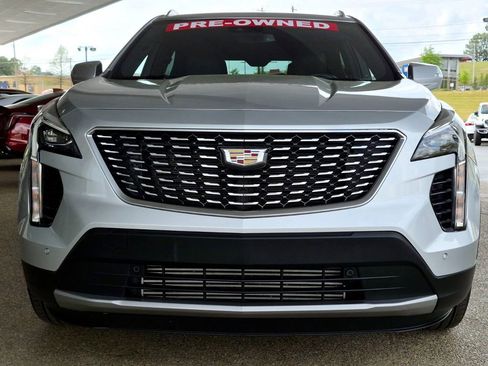 Used 2021 Cadillac XT4 Premium Luxury w/ Cold Weather Package FWD image 7