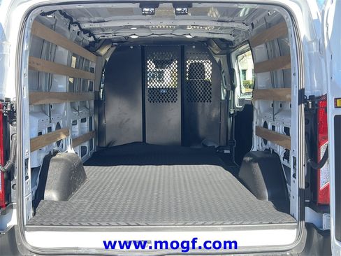Used 2024 Ford Transit 250 Low Roof w/ Exterior Upgrade Package image 17