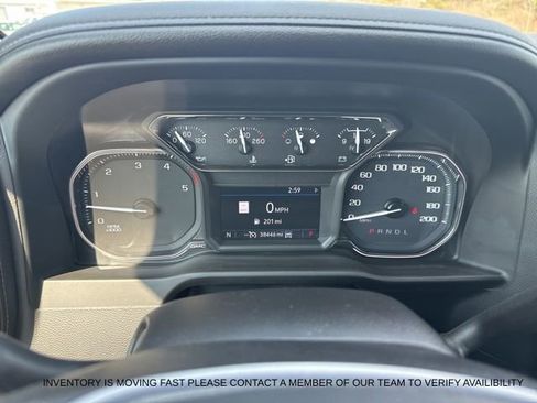 Used 2023 GMC Sierra 2500 SLT w/ SLT Premium Package image 18