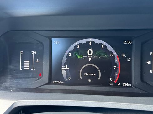 Used 2025 Toyota 4Runner SR5 AWD/4WD image 22