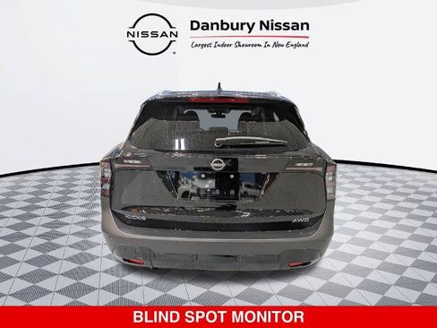 Certified 2025 Nissan Kicks SV w/ SV Premium Package AWD/4WD image 5
