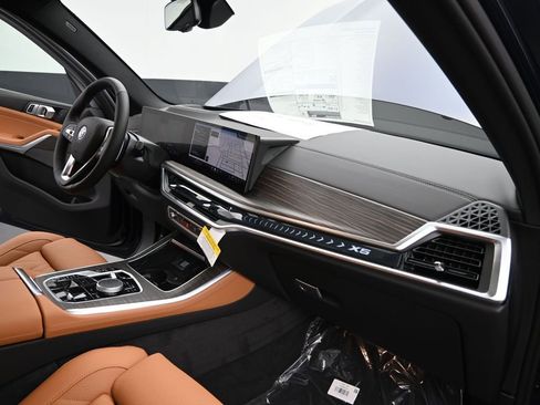 New 2026 BMW X5 xDrive50e AWD/4WD image 24