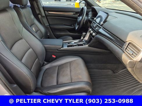 Used 2021 Honda Accord Sport image 11
