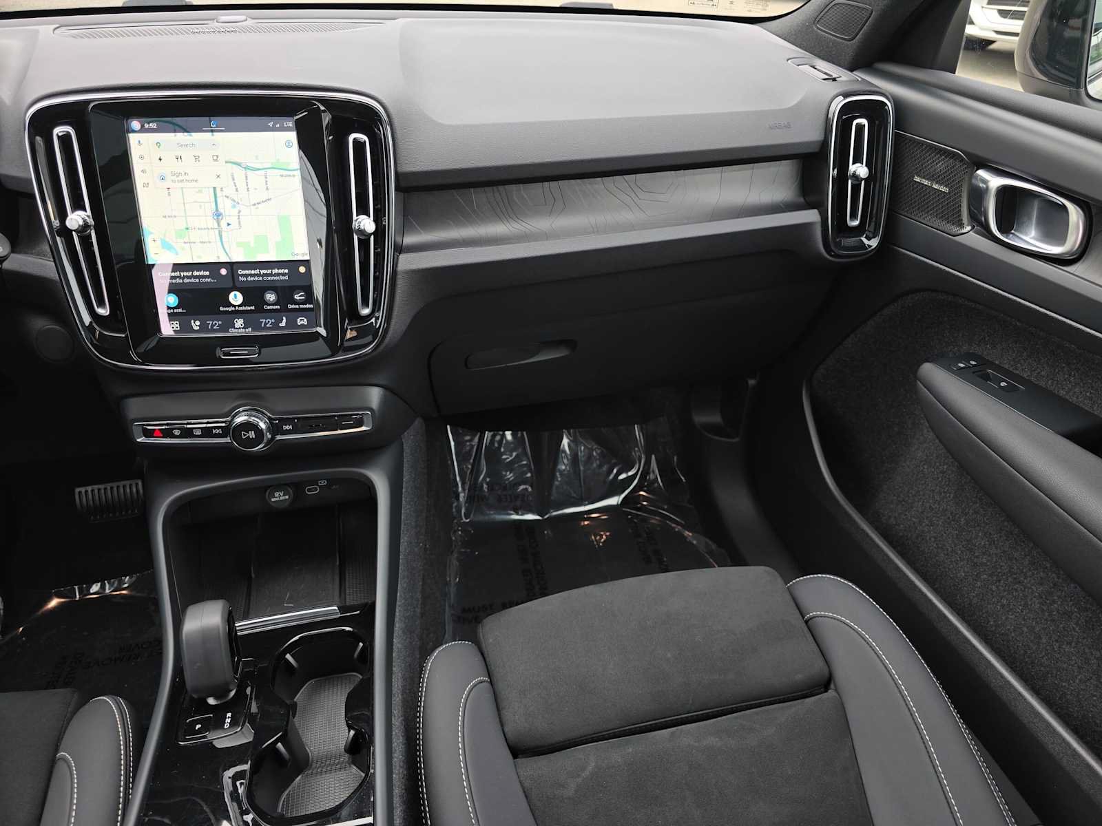 Certified 2023 Volvo XC40 Recharge Ultimate w/ Protection Package Premier AWD/4WD image 19
