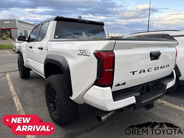 Used 2026 Toyota Tacoma TRD Off-Road AWD/4WD image 8
