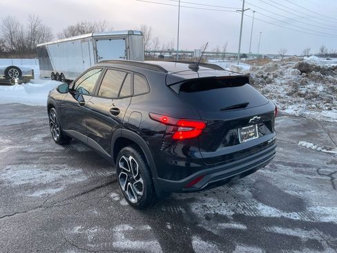 New 2026 Chevrolet Trax RS w/ Sunroof Package image 5
