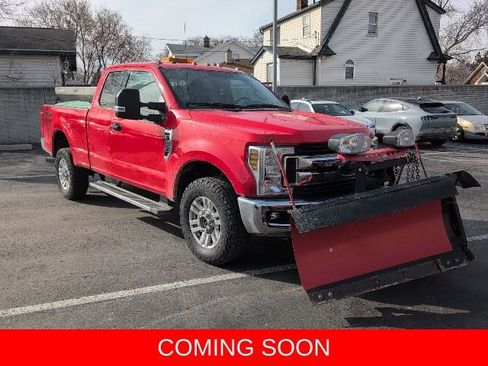 Used 2018 Ford F250 XLT w/ XLT Value Package image 1