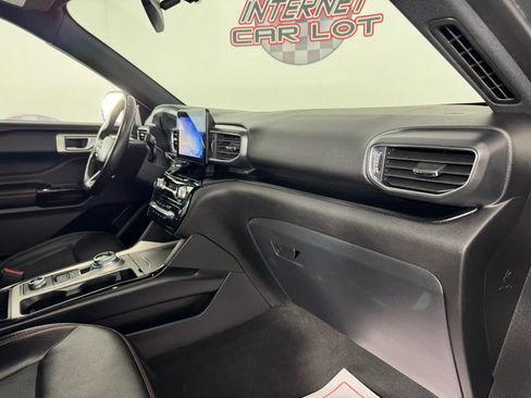 Used 2022 Ford Explorer ST-Line AWD/4WD image 11