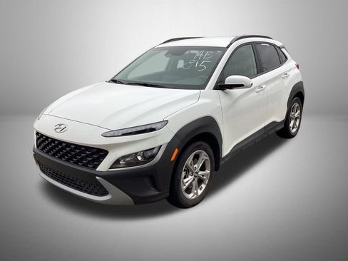Used 2023 Hyundai Kona SEL w/ Winter Weather Package AWD/4WD image 1