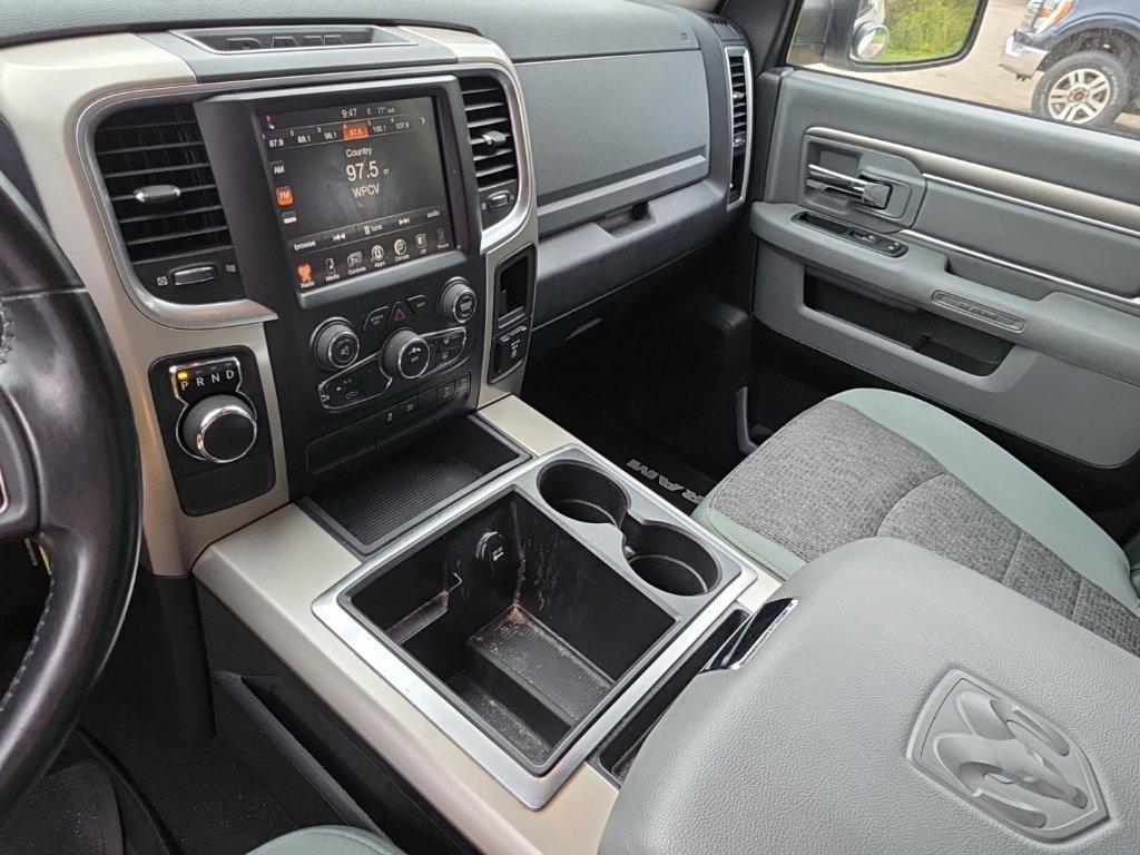 Used 2015 RAM 1500 Lone Star RWD image 11