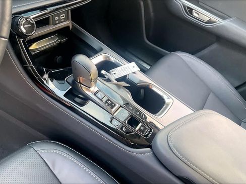 Used 2025 Lexus NX 350 AWD w/ Accessory Package (2T) image 17