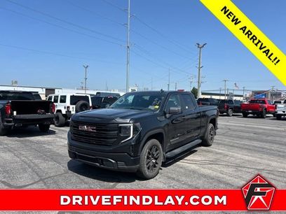 Used 2024 GMC Sierra 1500 Pro w/ Graphite Edition