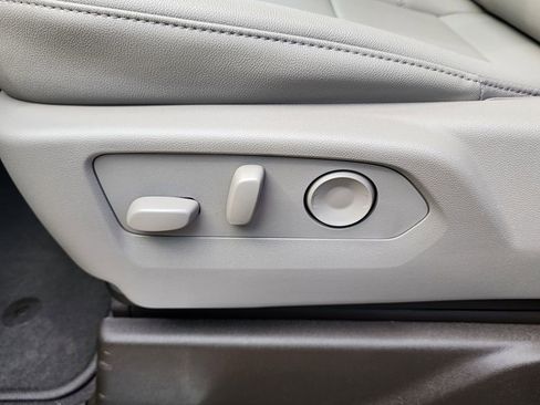 New 2026 GMC Sierra 1500 SLT w/ SLT Premium Plus Package AWD/4WD image 19