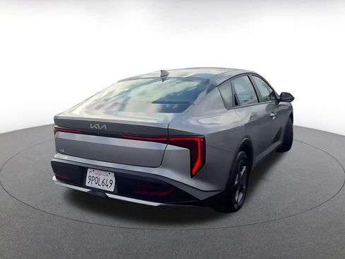 Used 2025 Kia K4 LXS image 15
