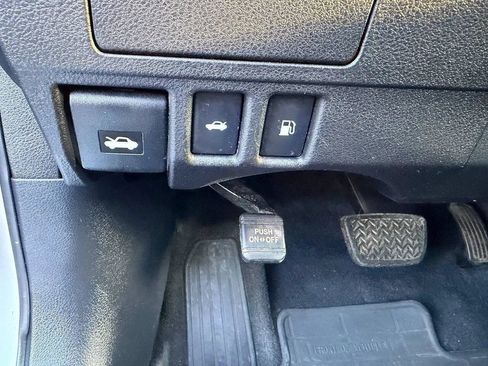 Used 2015 Lexus ES 350 w/ Premium Package FWD image 36
