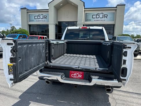 Used 2021 RAM 1500 Limited AWD/4WD image 11