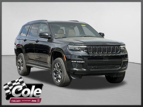 Used 2025 Jeep Grand Cherokee L Summit w/ Advanced Protech Group IV AWD/4WD image 1