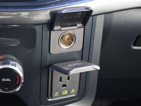 Used 2022 Ford F150 XLT w/ Equipment Group 302A High image 31