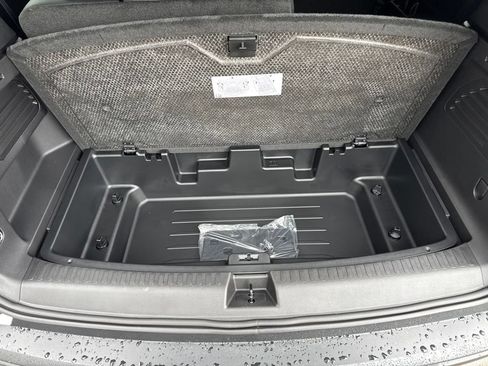 New 2026 Chevrolet Traverse LT w/ Driver Confidence Package AWD/4WD image 10
