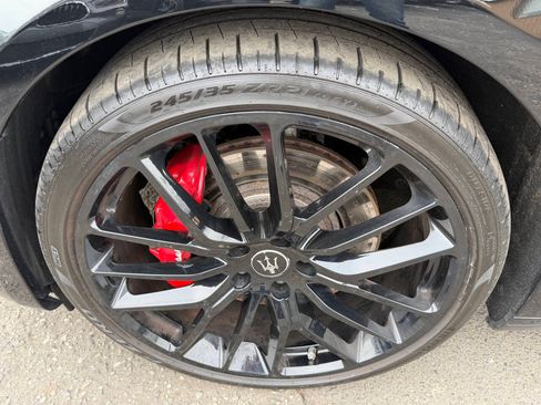 Used 2021 Maserati Ghibli S RWD image 36