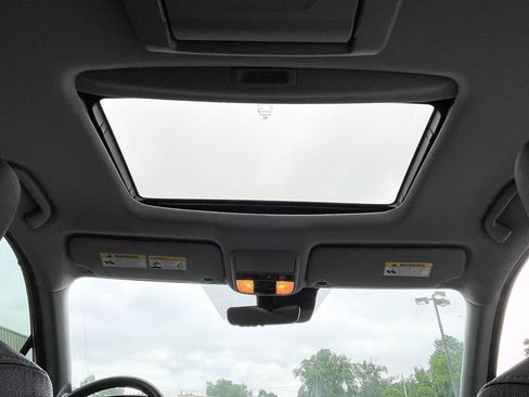 Used 2020 Honda Pilot Touring image 15