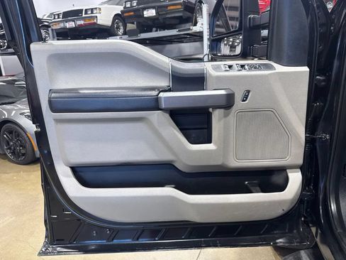 Used 2019 Ford F350 XLT AWD/4WD image 27