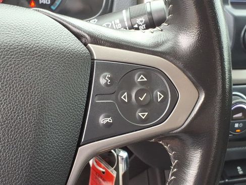 Used 2017 Chevrolet Colorado Z71 AWD/4WD image 18