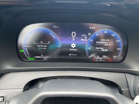 New 2026 Toyota Crown Signia image 22