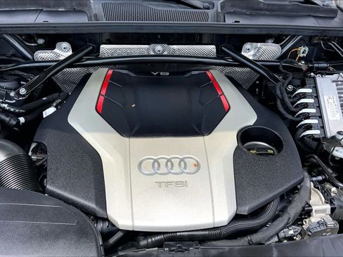 Used 2019 Audi SQ5 Premium Plus w/ Premium Plus Package AWD/4WD image 31