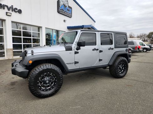 Used 2015 Jeep Wrangler Unlimited Sport w/ Quick Order Package 23S image 6