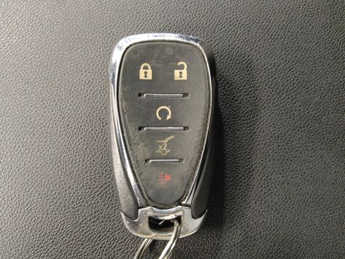 Used 2020 Chevrolet Equinox LT AWD/4WD image 32