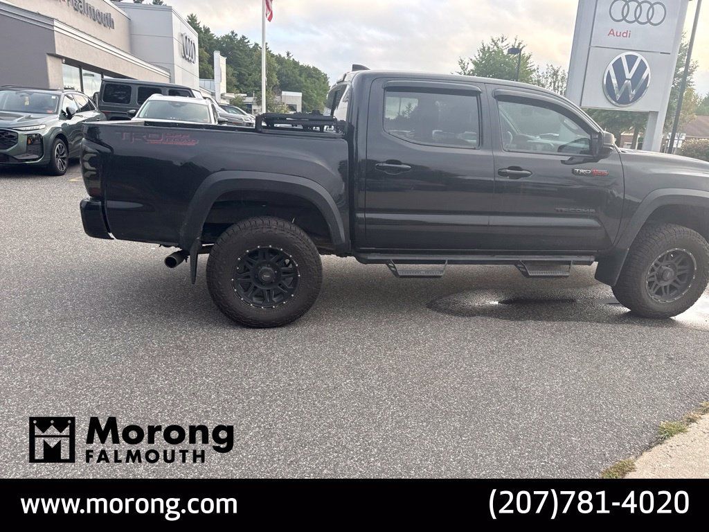 Used 2020 Toyota Tacoma TRD Off-Road w/ TRD Premium Off Road Package AWD/4WD image 5