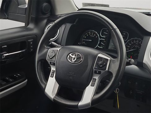 Used 2019 Toyota Tundra Platinum image 17