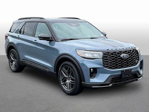 Certified 2025 Ford Explorer ST AWD/4WD image 1
