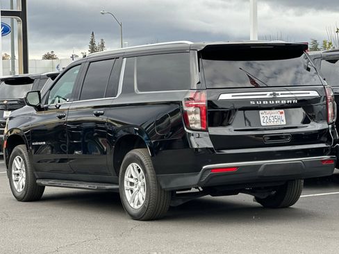 Used 2023 Chevrolet Suburban LS w/ Driver Alert Package image 7