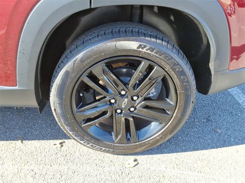 Certified 2024 Chevrolet Trax ACTIV w/ Sunroof Package image 11